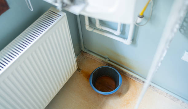 Best 24/7 water damage repair  in Mayfield, PA